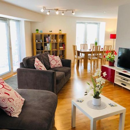 Remarkable 2 Bed Apartment In Единбург Екстер'єр фото