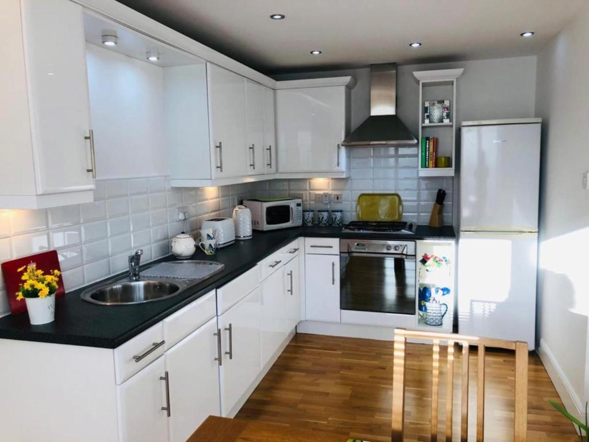 Remarkable 2 Bed Apartment In Единбург Екстер'єр фото