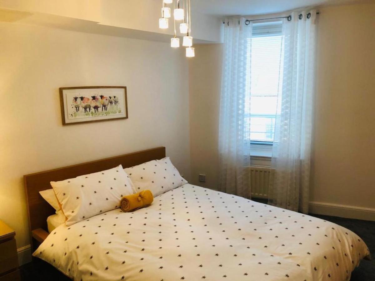 Remarkable 2 Bed Apartment In Единбург Екстер'єр фото